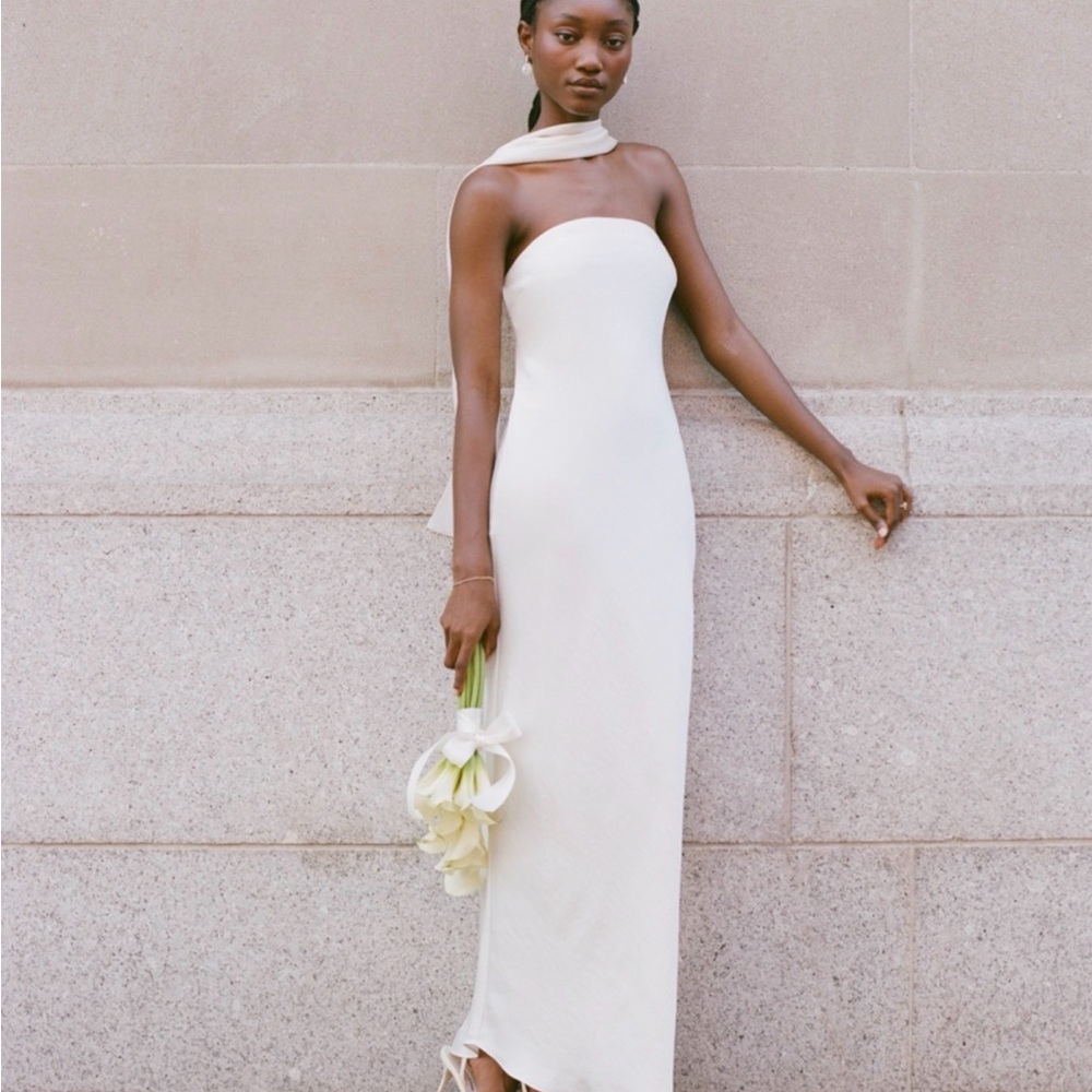 Abercrombie & Fitch White Strapless Dress - Picture 2 of 2